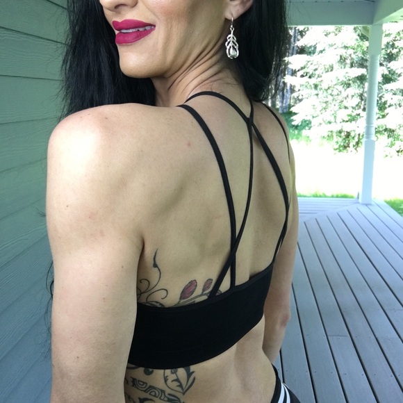 New seamless high neck strappy back brami - Picture 4 of 8